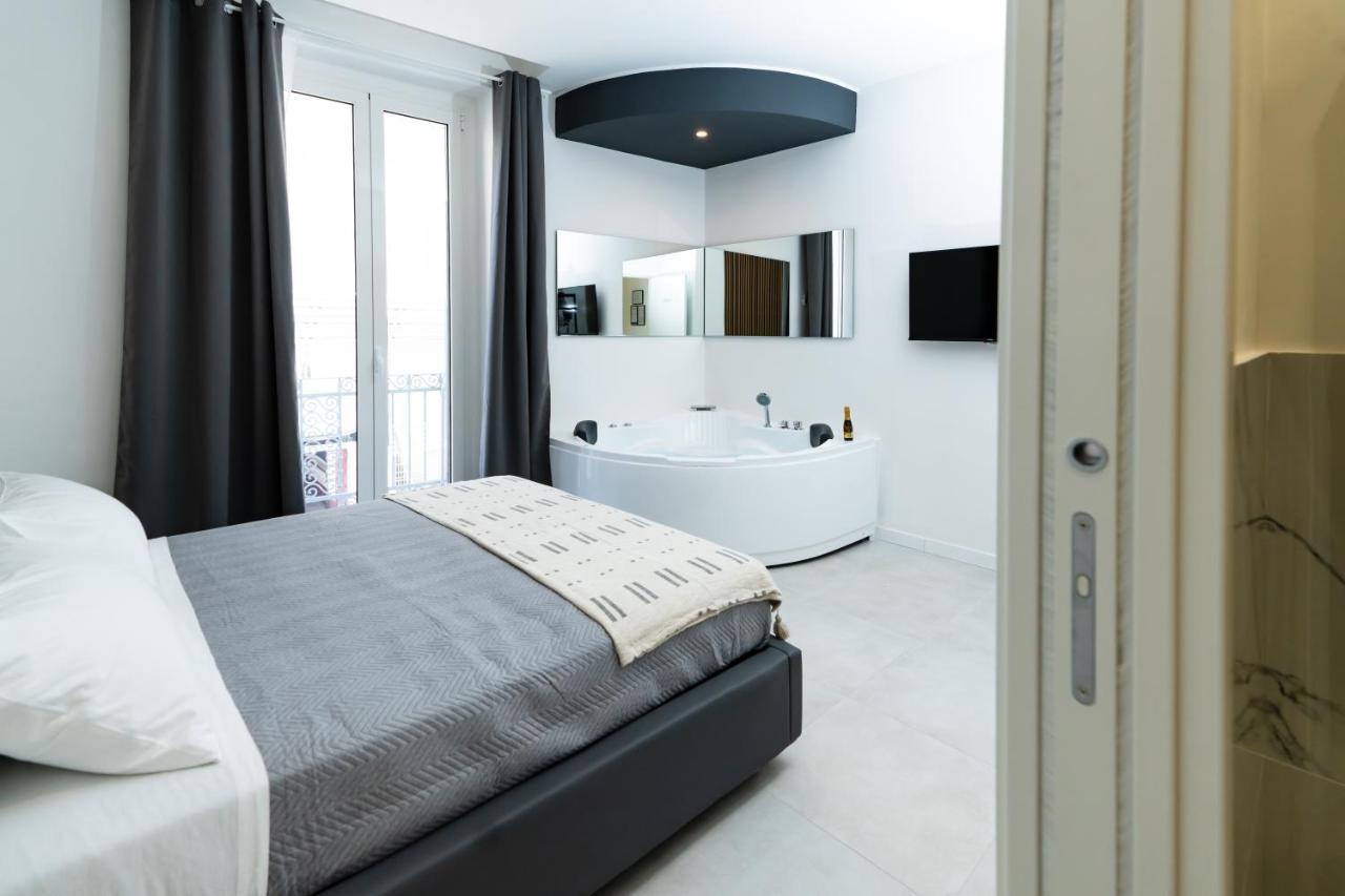 Pane E Pomodoro Bed & Breakfast Bari Ngoại thất bức ảnh