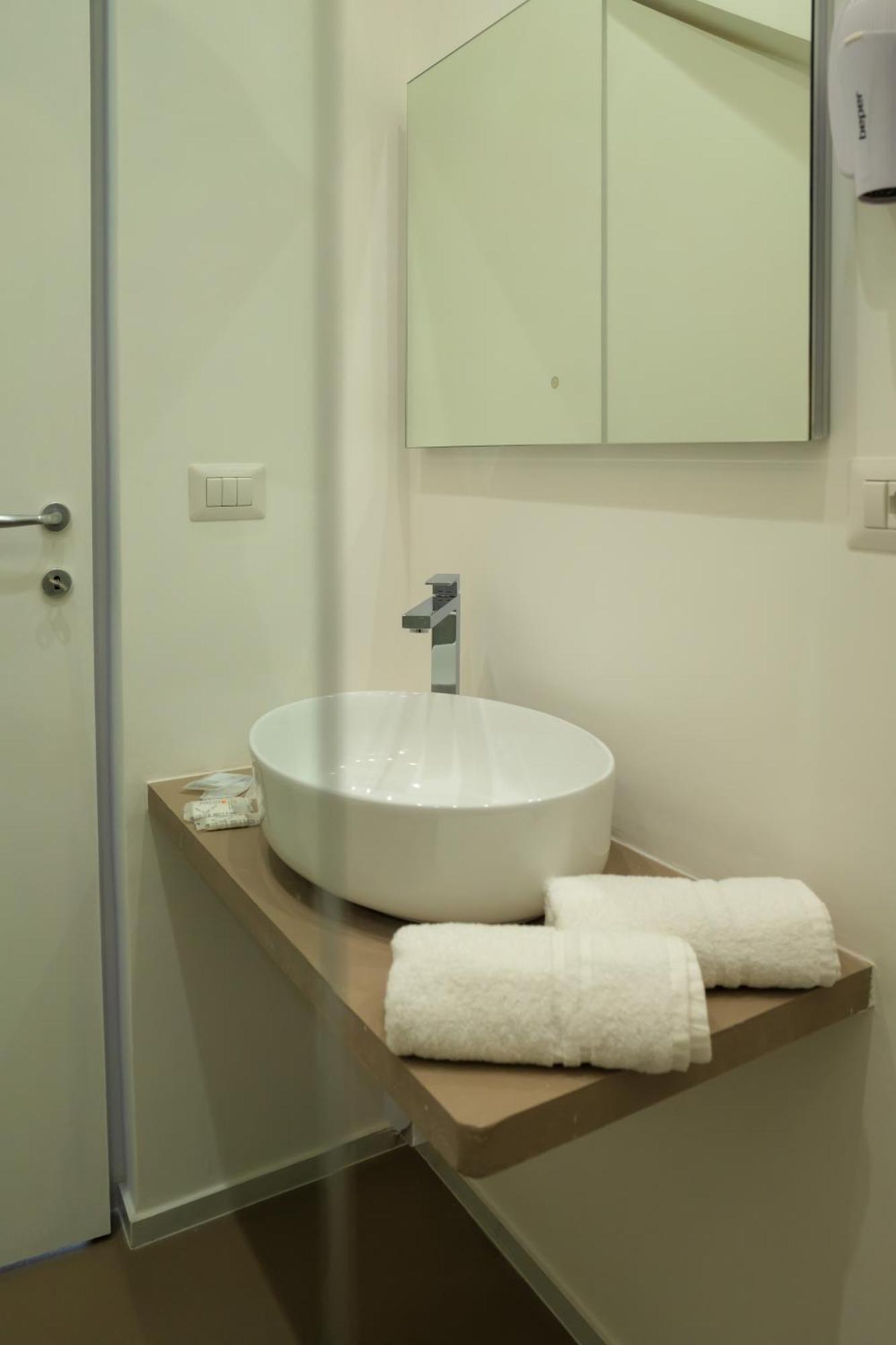 Pane E Pomodoro Bed & Breakfast Bari Ngoại thất bức ảnh